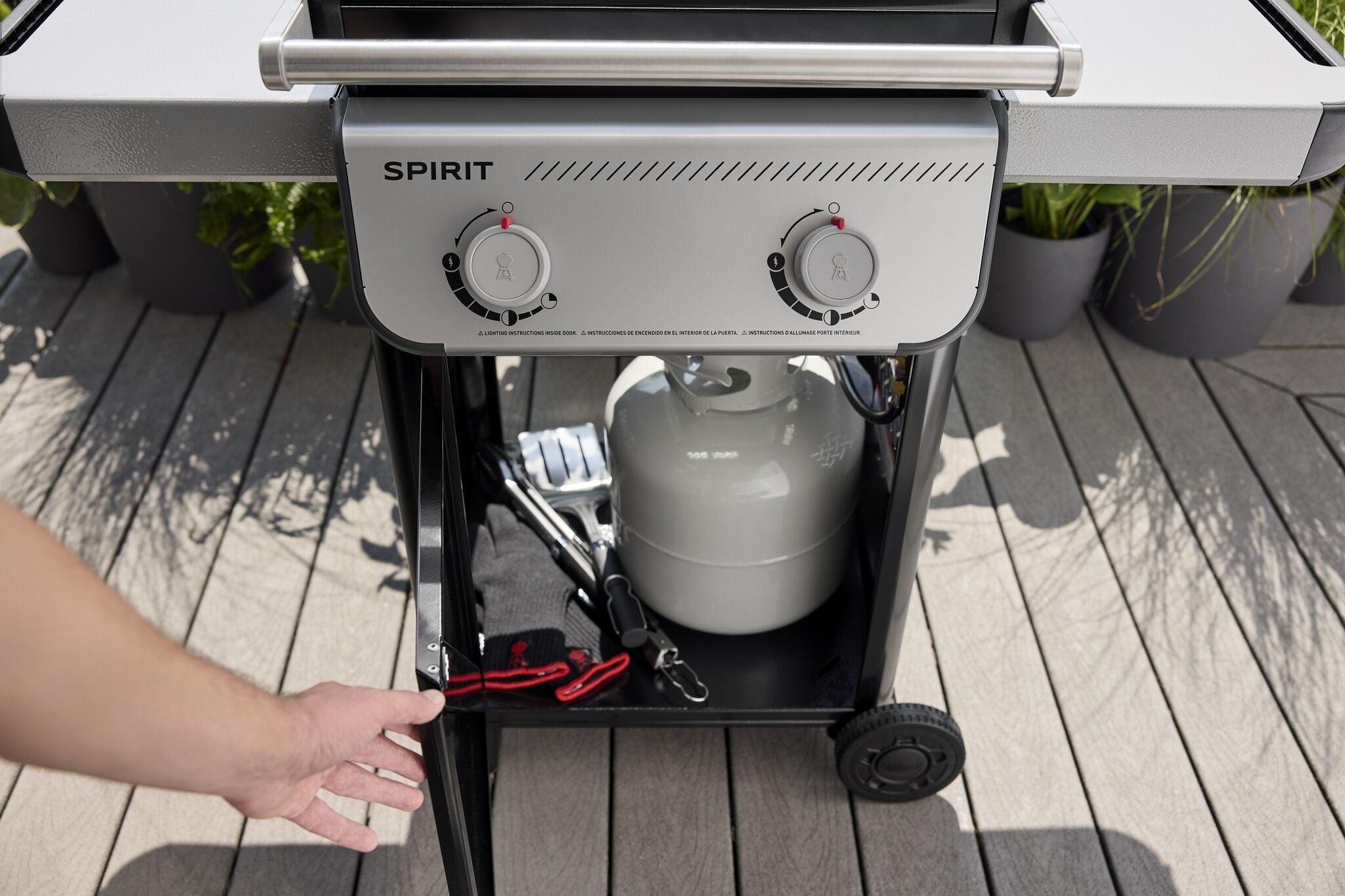 Weber Spirit E-210 Gas Grill (Liquid Propane) - 1501000