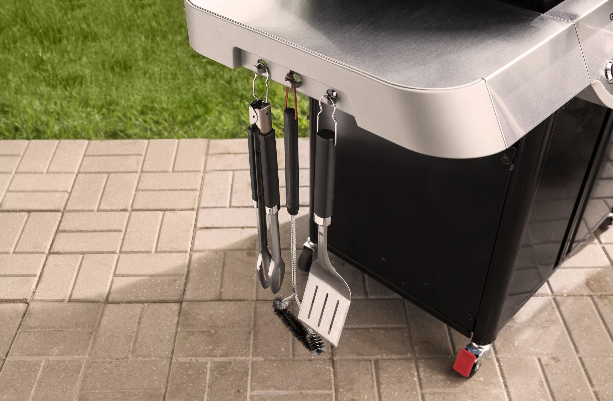 Weber Genesis E-315 Gas Grill (Liquid Propane) - 1500010