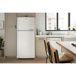 Whirlpool White Top-Freezer Refrigerator (16.3 cu ft) - WRTX5028PW