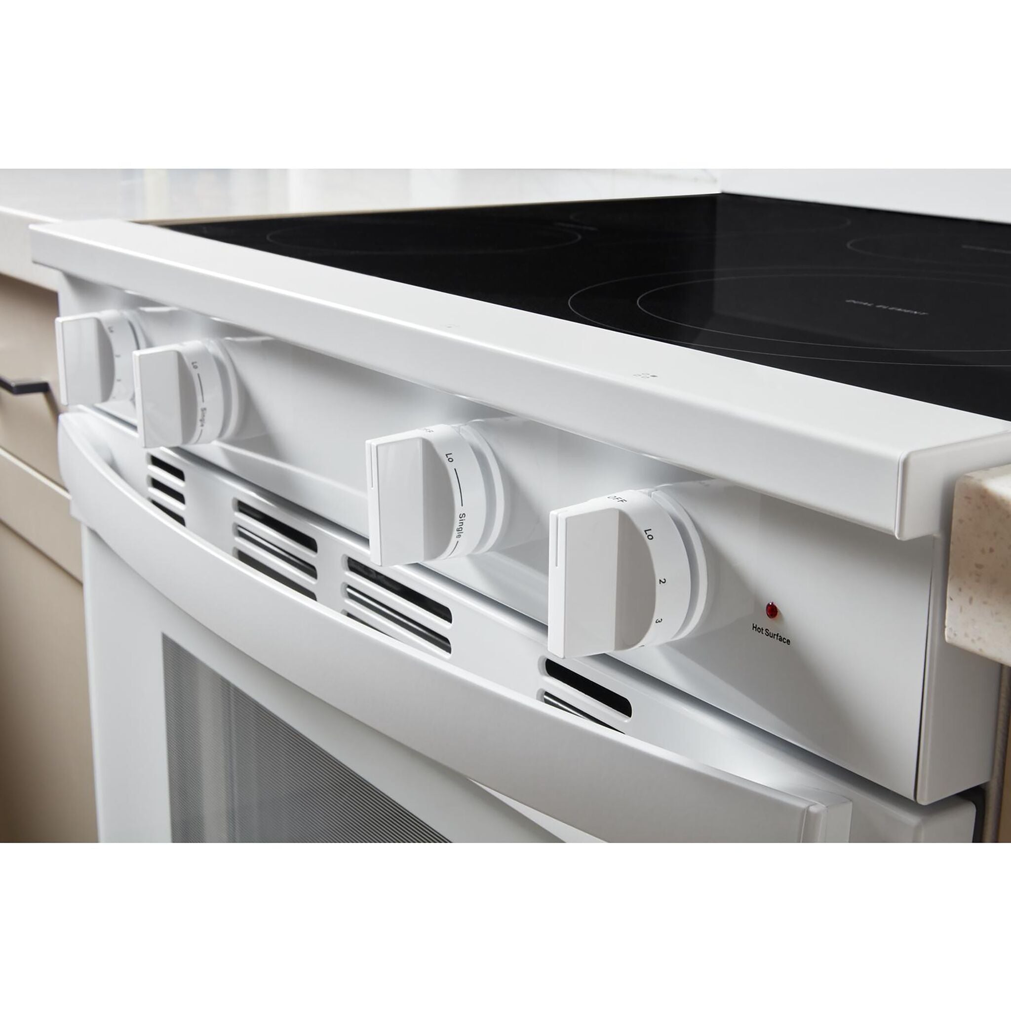 Whirlpool White Electric Freestanding Range (5.3 Cu.Ft.) - YWFES7530RW