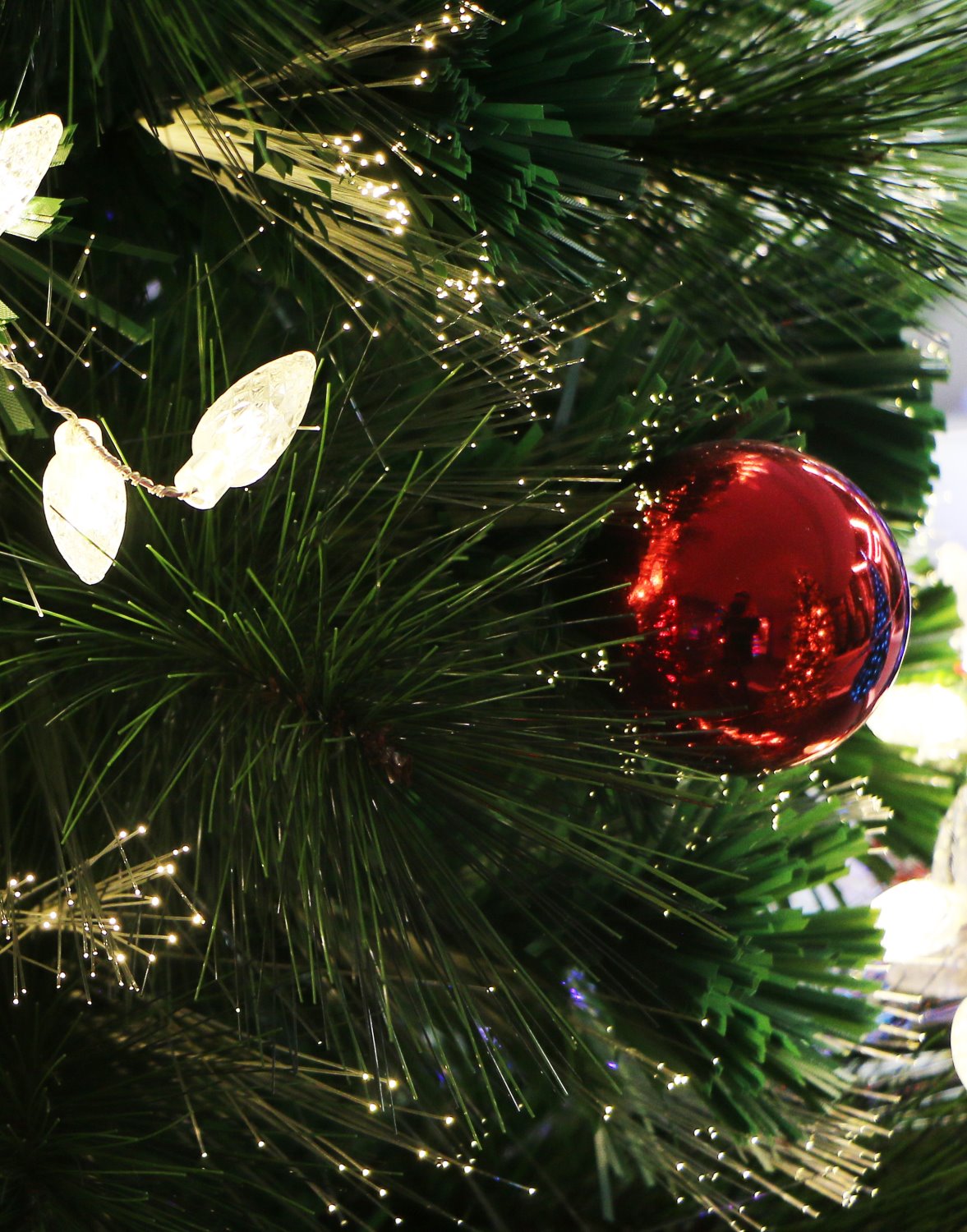 Oren 3ft Decorated Holiday Festive Fibre Optic Christmas Tree - Warm White
