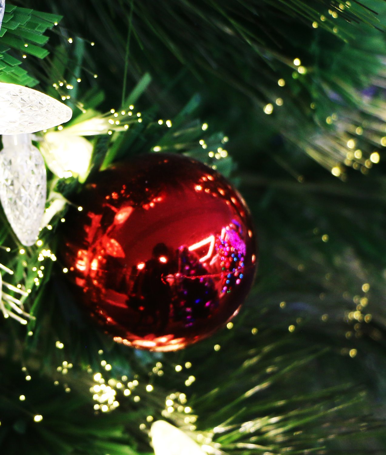 Oren 4ft Decorated Holiday Festive Fibre Optic Christmas Tree - Warm White