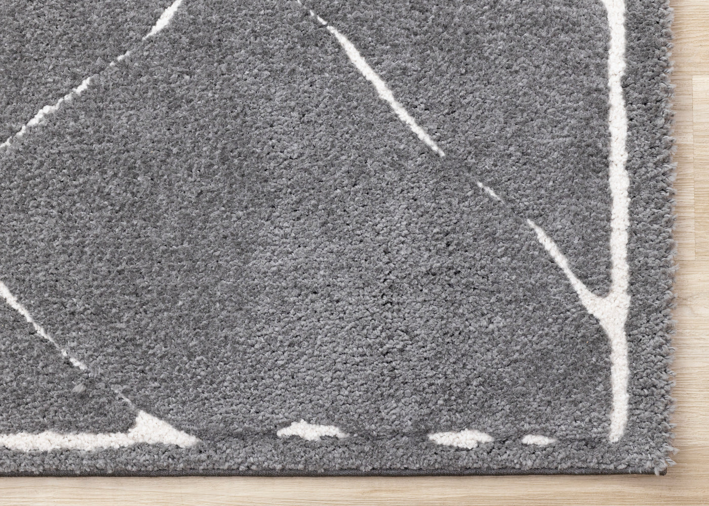 Obsidian 6'7" x 9'6" Broken Lattice Area Rug - Grey, White