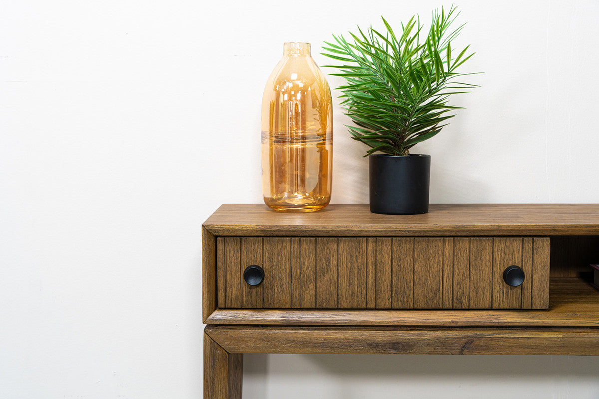 Borgergade 43.5" Sofa Table - Chestnut