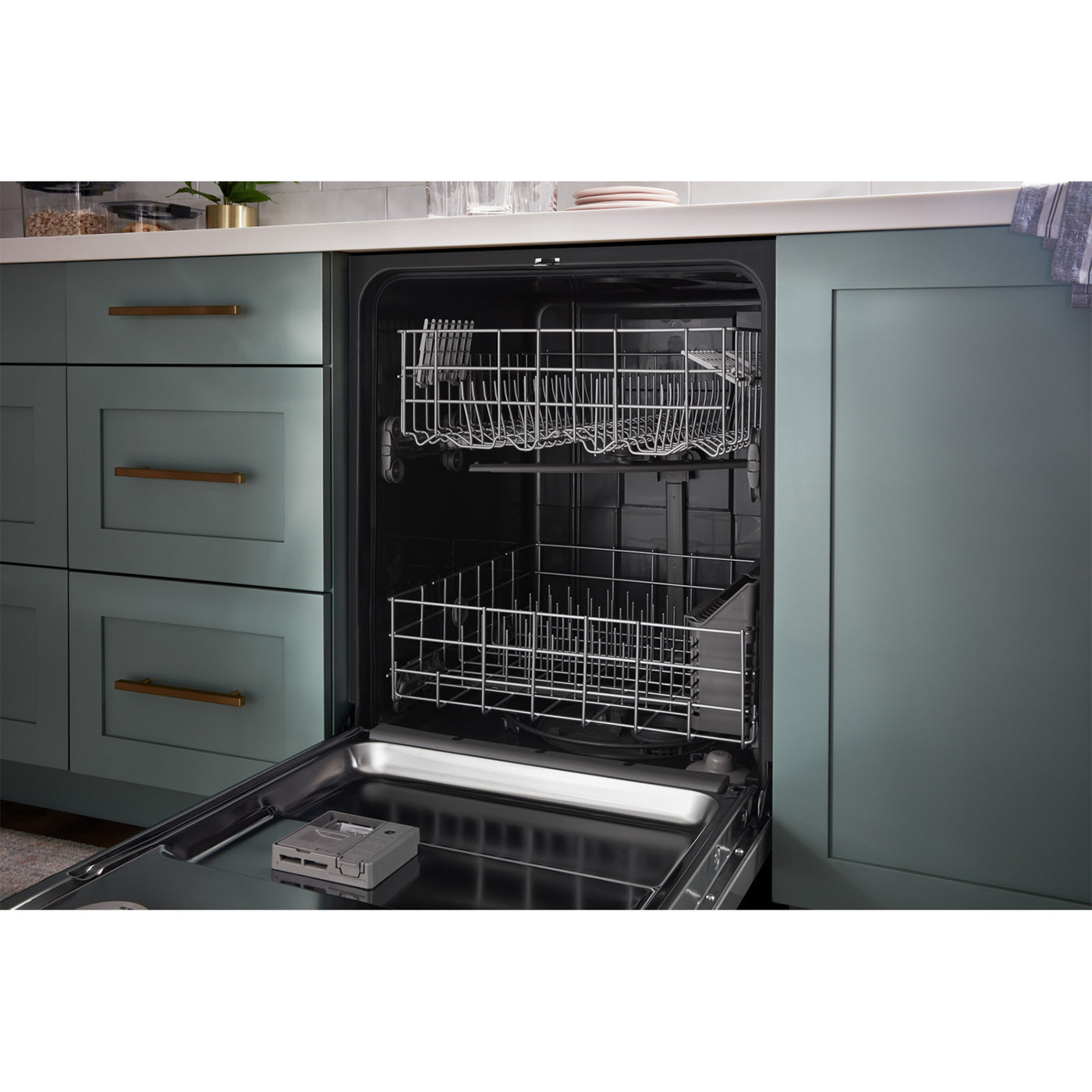 Whirlpool 24" Fingerprint Resistant Stainless Steel Dishwasher (55 dBA) - WDP540HAMZ