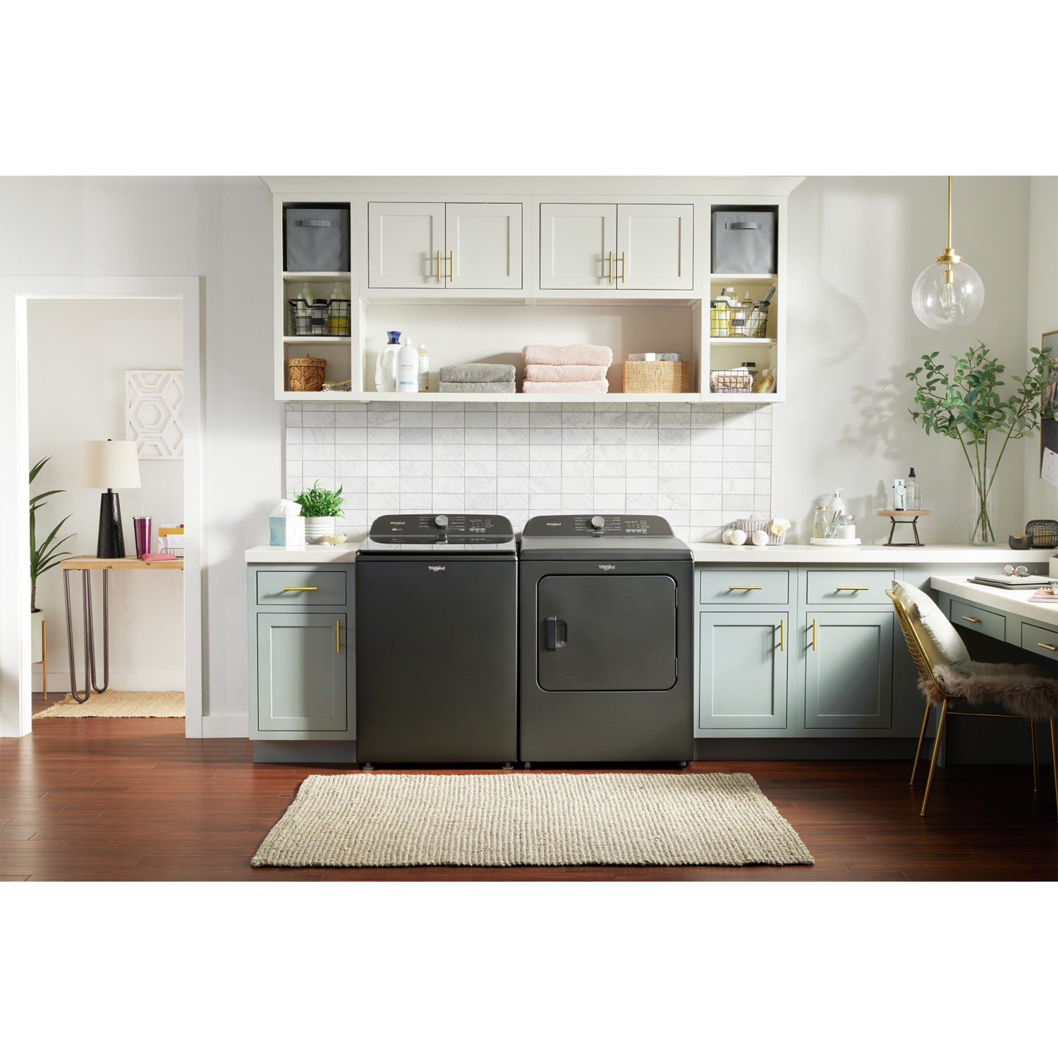 Whirlpool Volcano Black Gas Dryer (7.00 Cu Ft) - WGD6150PB