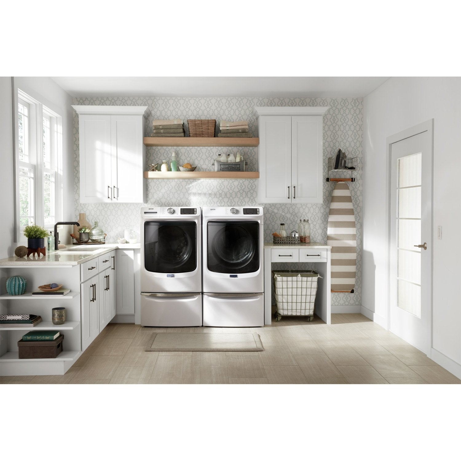 Maytag White Front-Load Washer (5.5 cu. ft.) & Gas Dryer (7.3 cu. ft.) - MHW6630HW/MGD6630HW