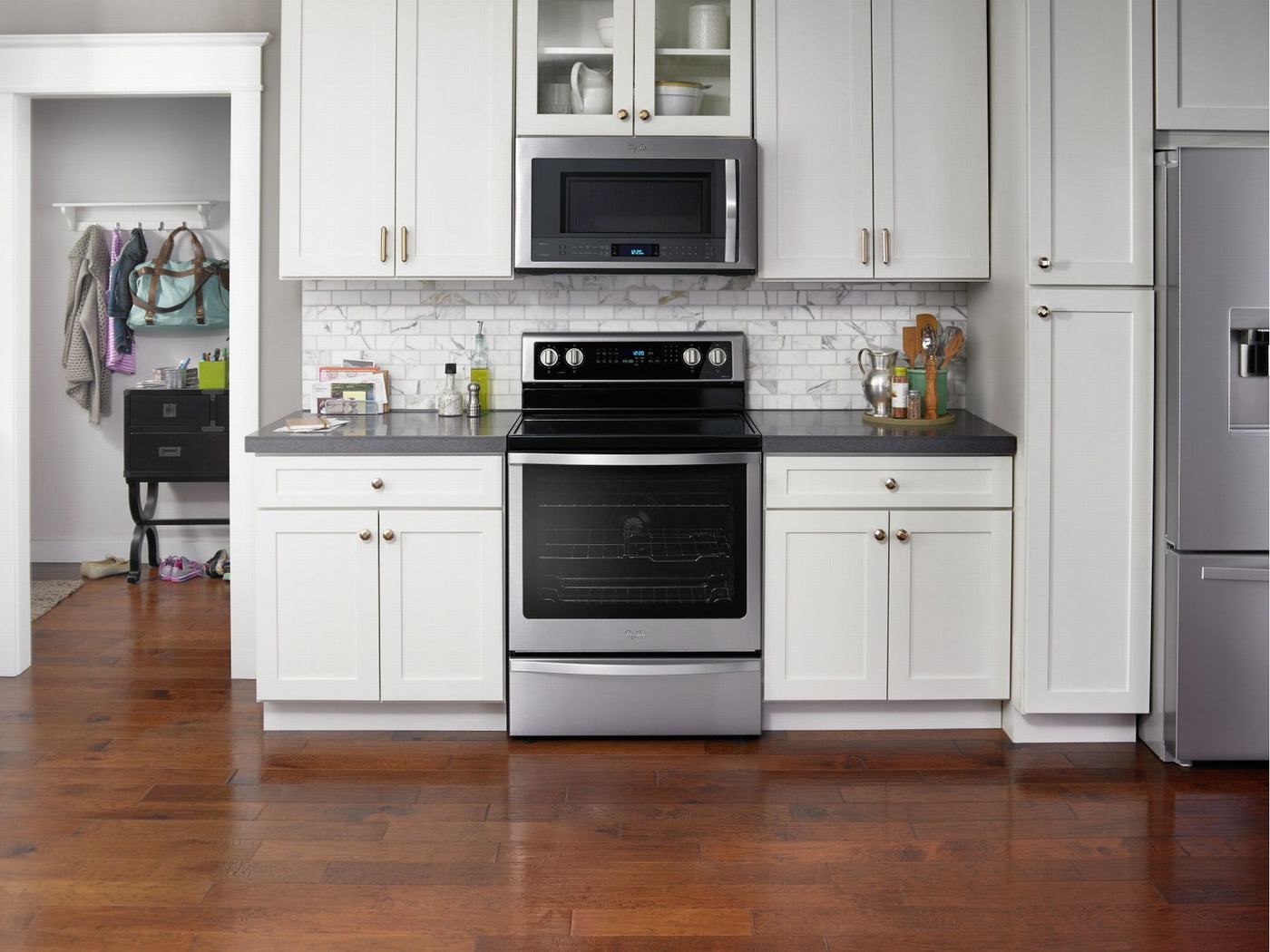 Whirlpool Stainless Steel Free-Standing Electric Range (6.4 Cu.Ft.) - YWFE745H0FS