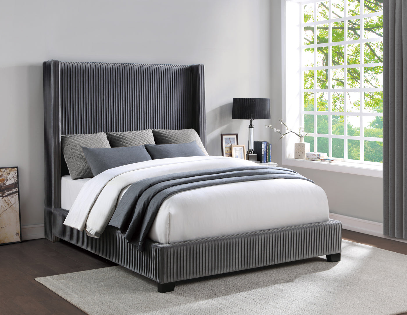 Glenbury 3-Piece Queen Bed - Dark Grey