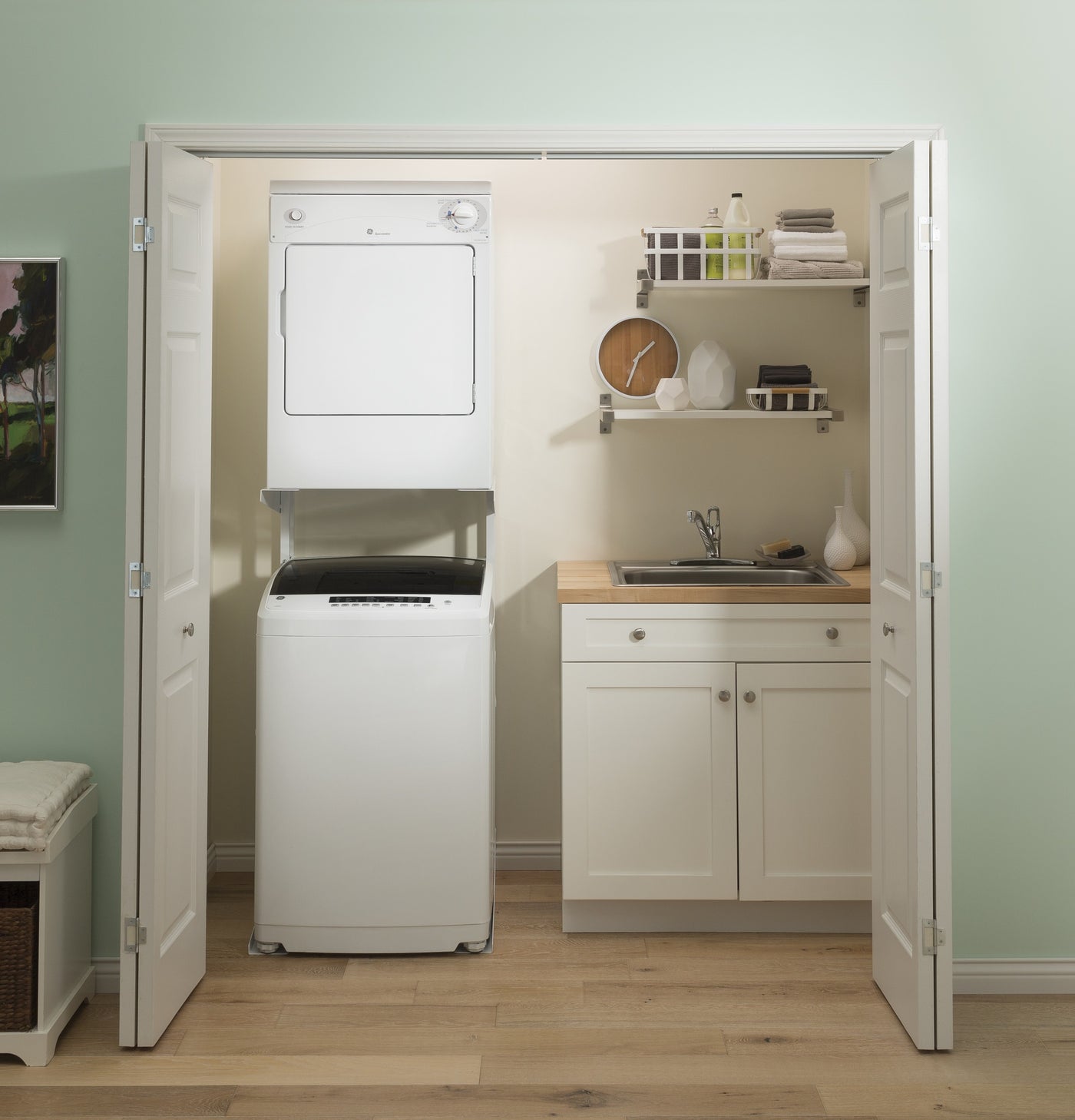 GE White Top Load Washer (3.3 IEC Cu. Ft.) - GNW128SSMWW