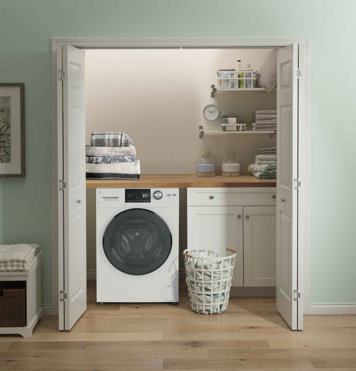 GE 24" Front Load Washer/Condenser Dryer Combo (2.8 cu.ft.) - GFQ14ESSNWW