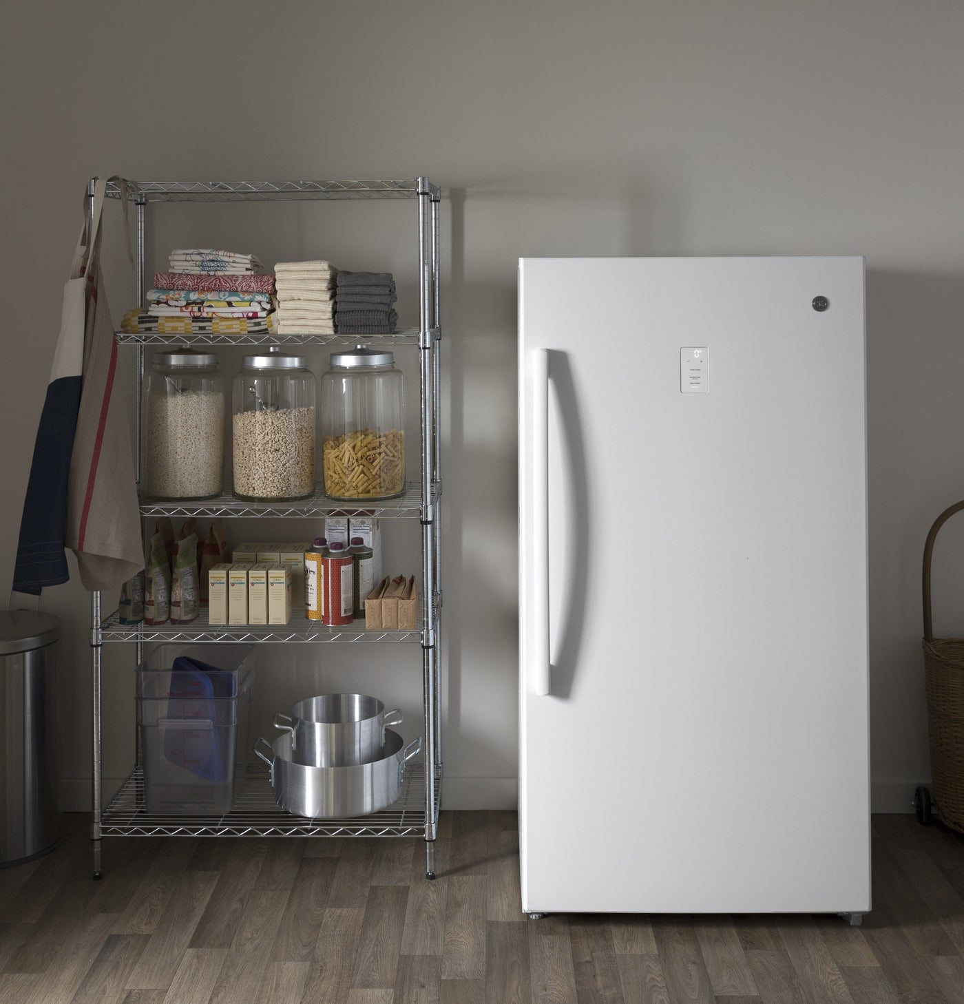GE White Frost-Free Upright Freezer (17.3 Cu. Ft.) - FUF17SMRWW