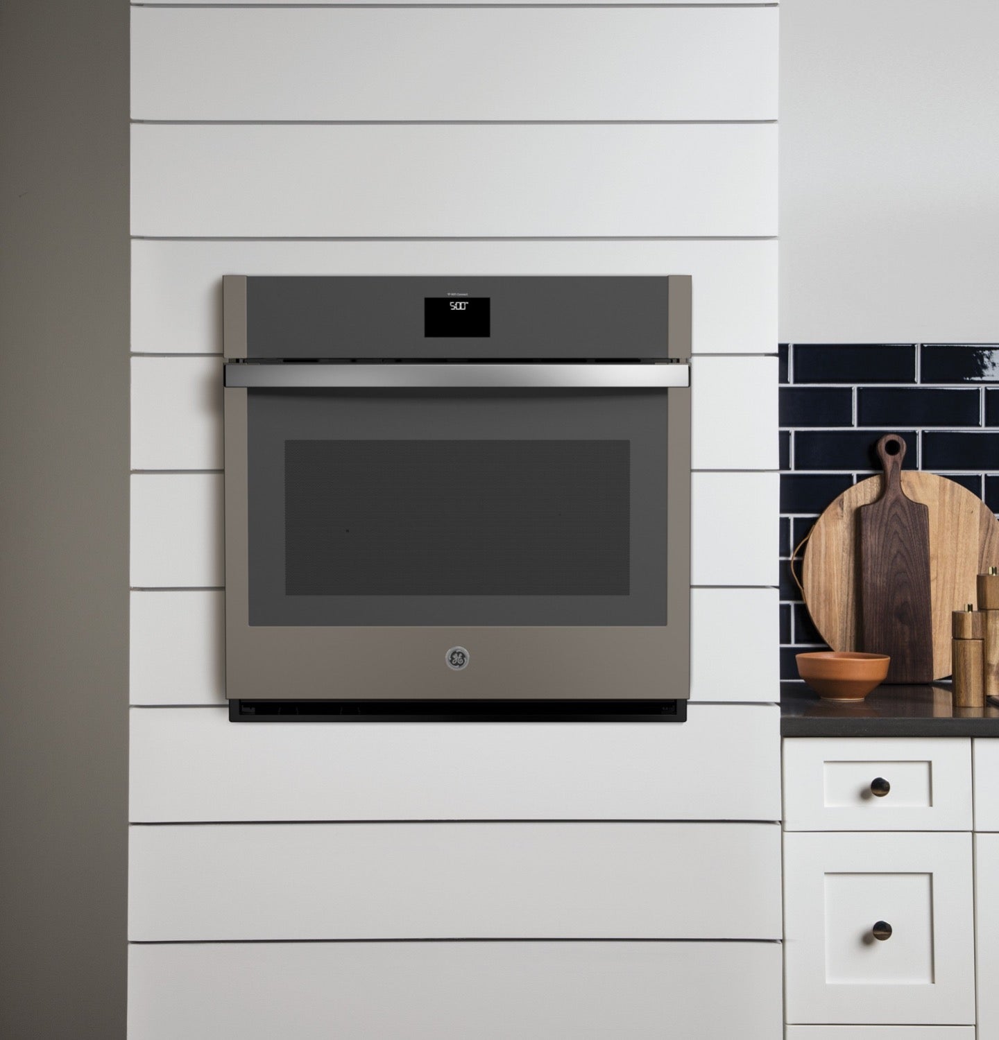 GE Slate Convection Single Wall Oven (5.0 Cu.Ft.) - JTS5000ENES
