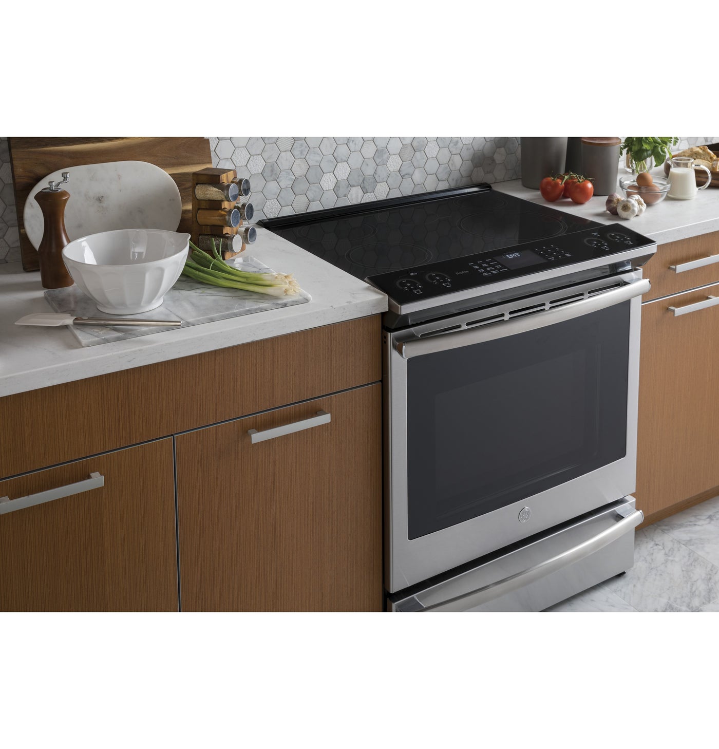 GE Profile Stainless Steel 30" Slide-In Induction Range (5.3 Cu. Ft.) - PCHS920YMFS
