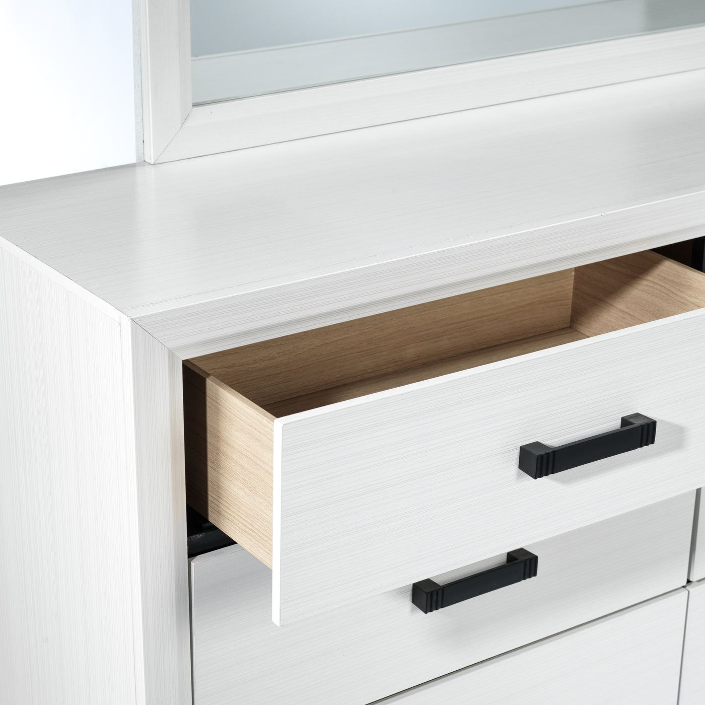 Frost 6-Piece Full Bedroom package - White, Black