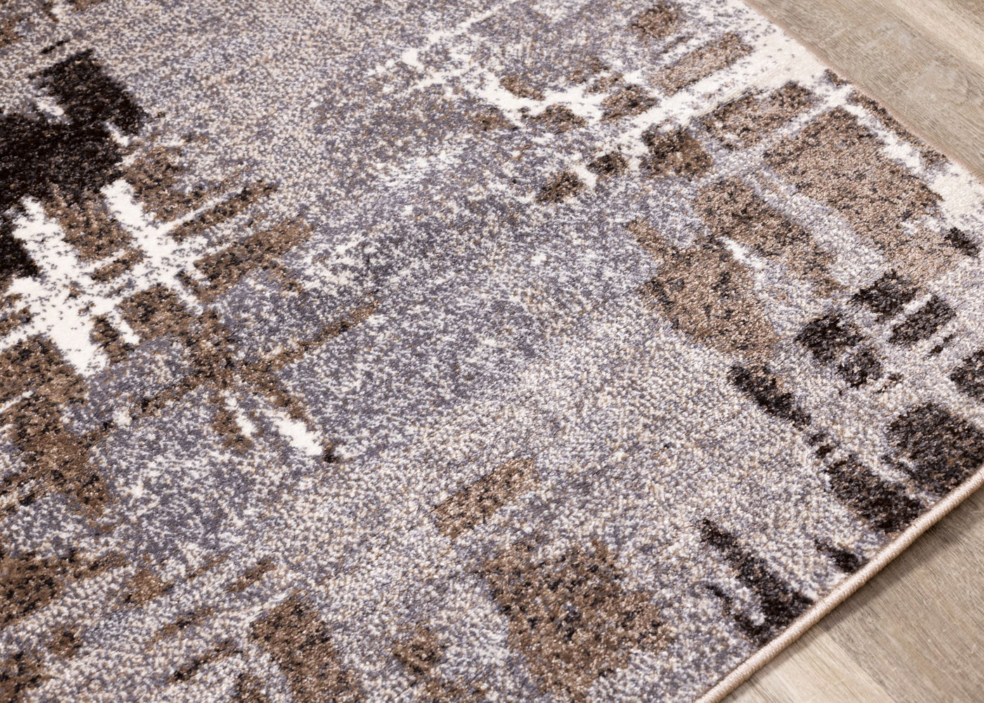 Maya 5'3" x 7'7" Area Rug - Greyish Brown