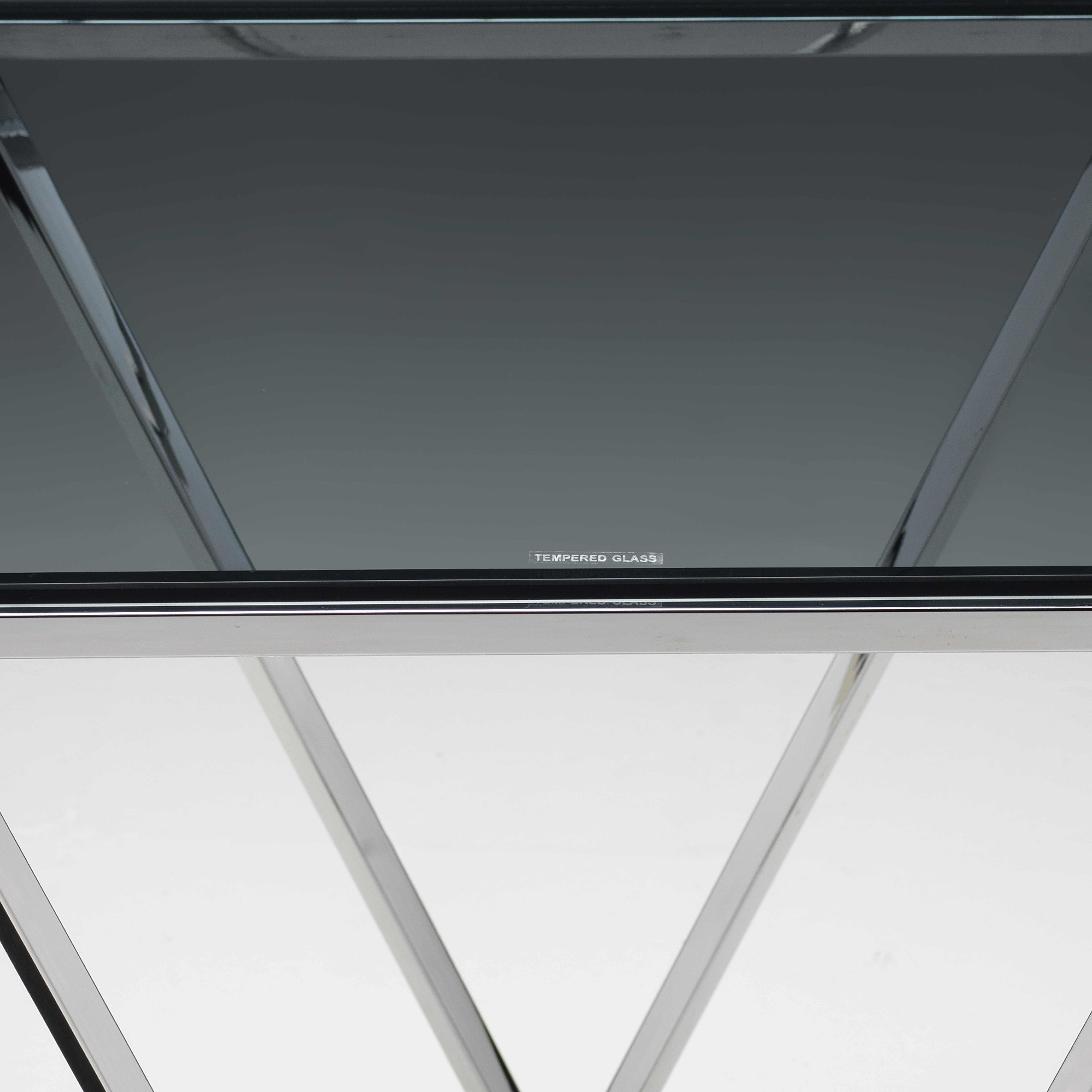 Skylar 19.75" End Table - Silver and Black