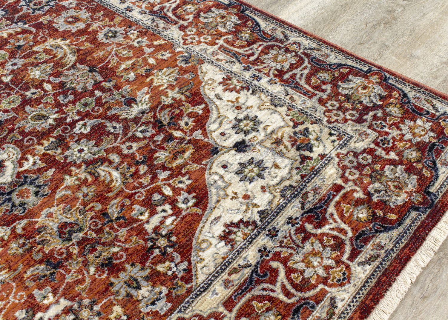 Satara 5'3" X 7'7" Classic Border Rug - Red Cream  Area Rug