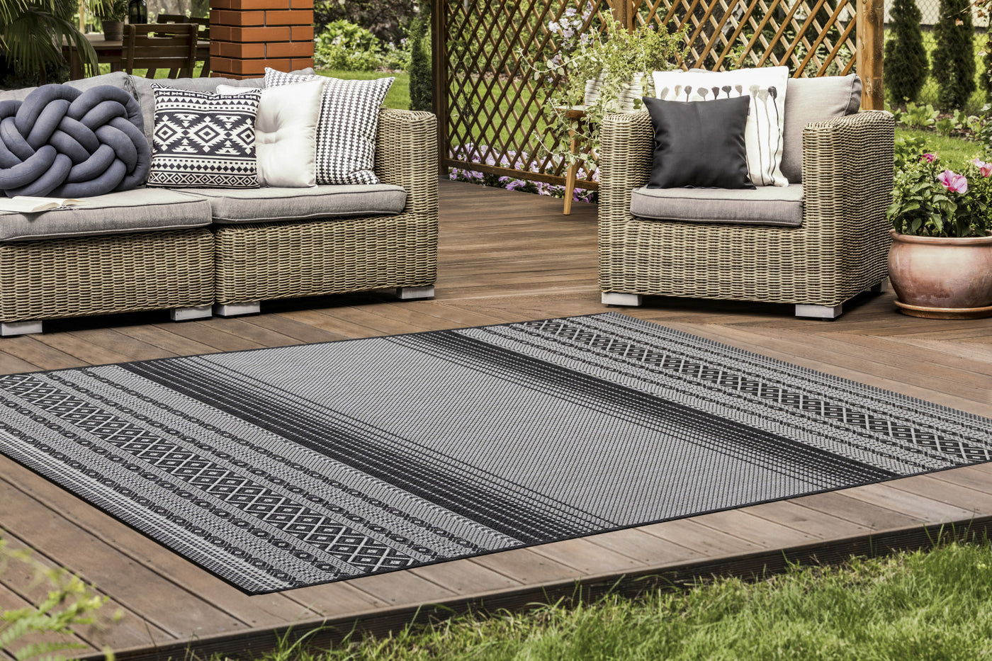 Jango 7'10" X 10'6" Indoor/Outdoor Tribal Rug - Grey Black Area Rug