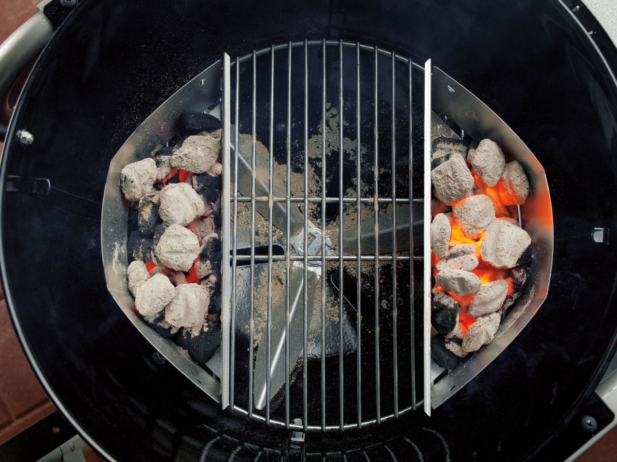 Weber 22" Master Touch Charcoal Grill - 14501001