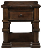 Roman 24" End Table - Walnut