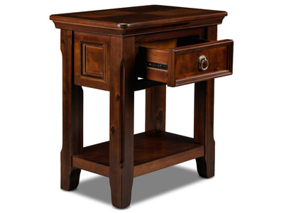 Turner 23" Side Table - Walnut