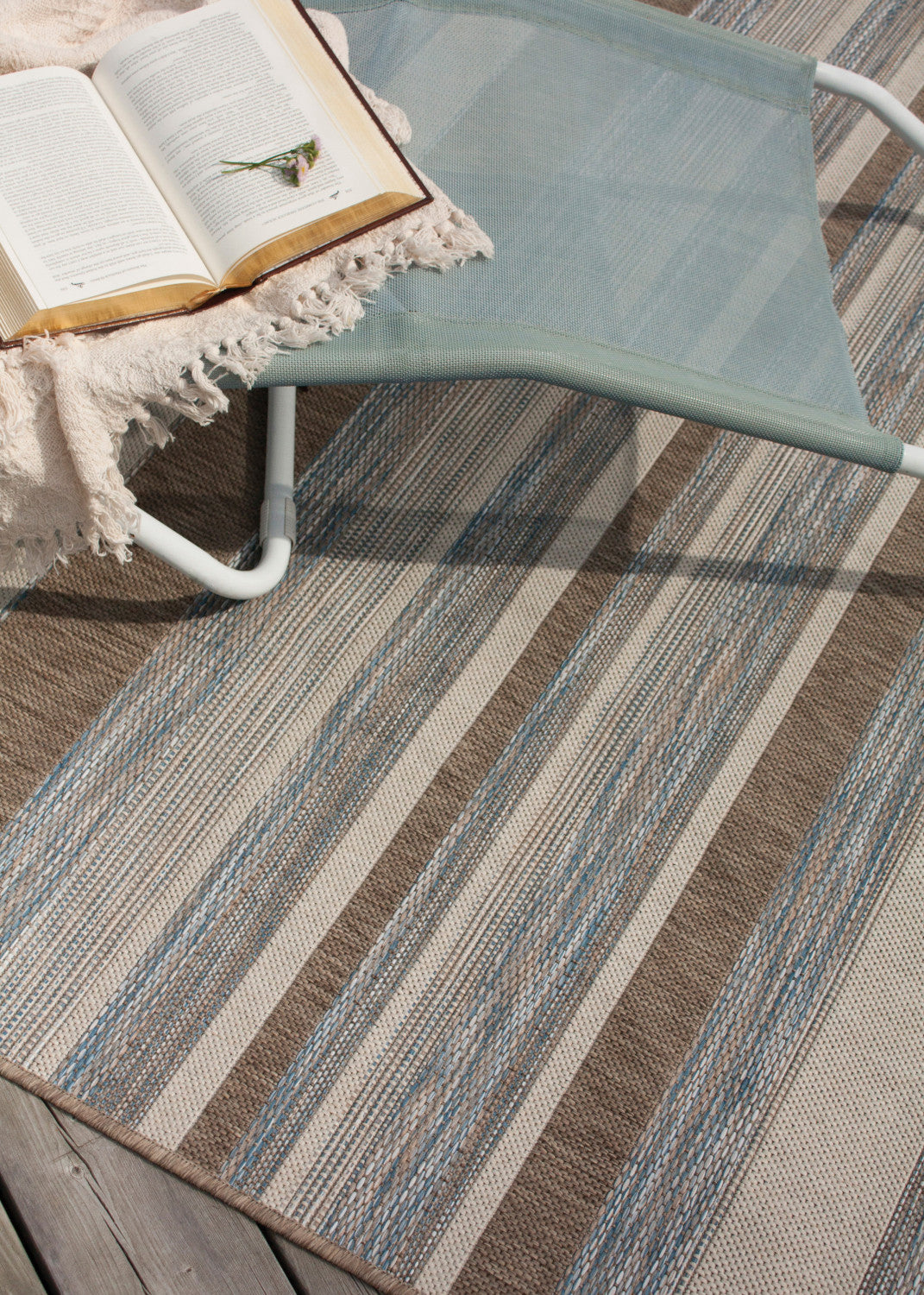 Euclid 3'11" X 5'7" Indoor/Outdoor Banded Rug - Grey Brown  Area Rug