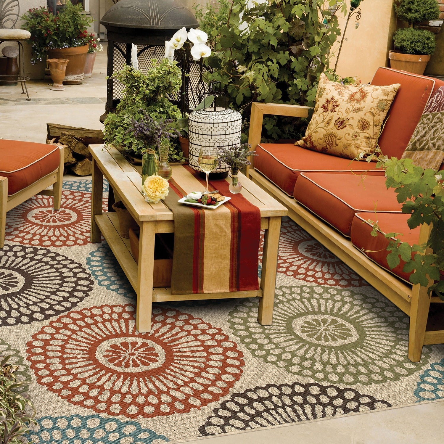 Castle 697J6 Floral Indoor/Outdoor Area Rug (6'7" x 9'6")