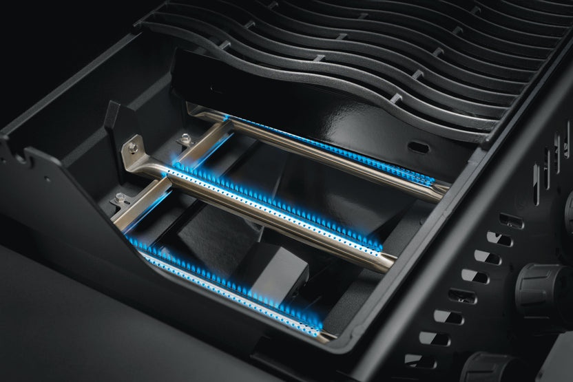 Napoleon Freestyle 365 3Burner 33,000 BTU Propane Gas Grill F365DPGT Leon's