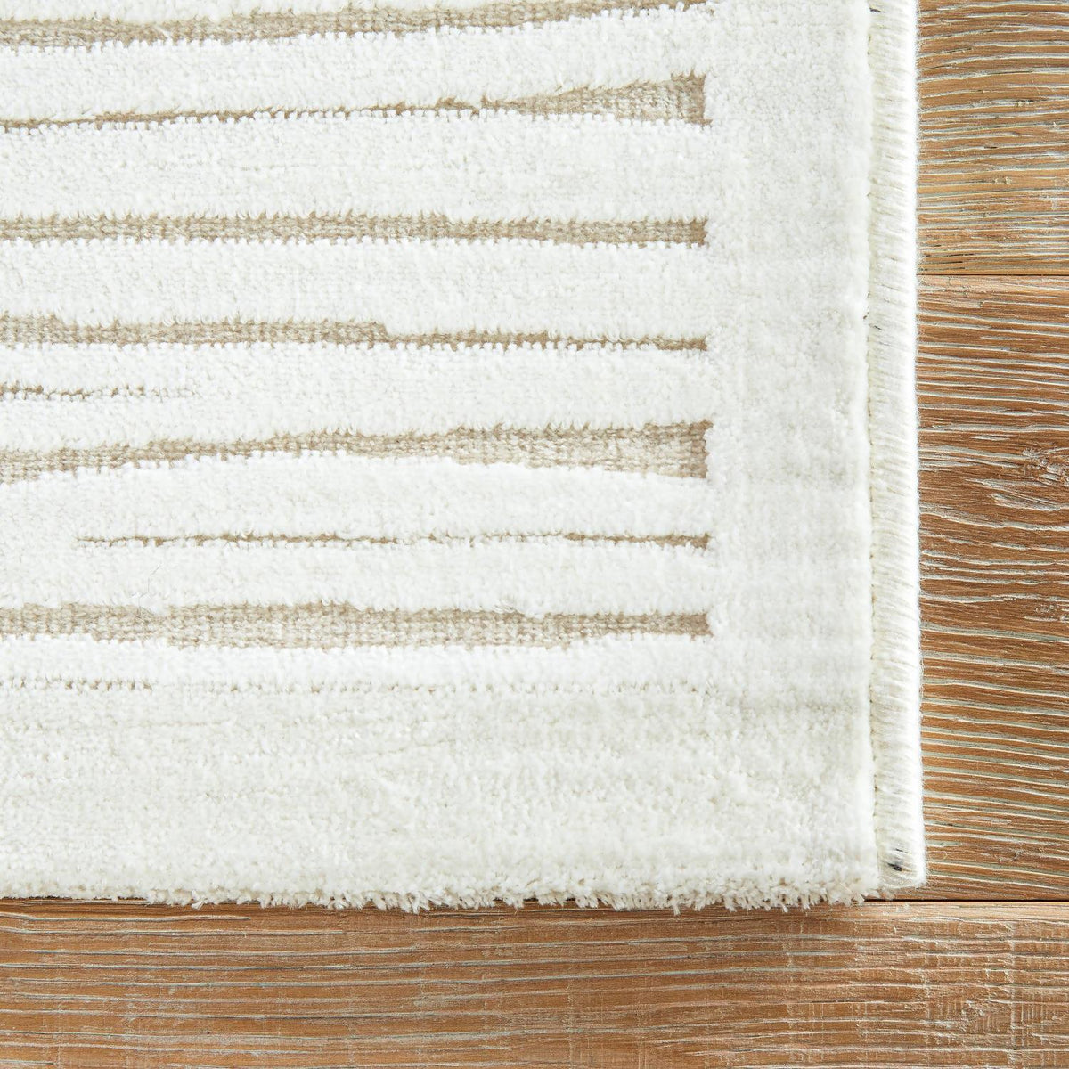 Fullerton Area Rug 8'X8' Sq- White