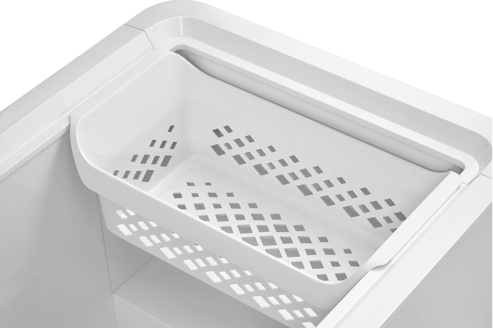 Frigidaire White Chest Freezer Manual Defrost (19.8 Cu. Ft.) - FFCL2042AW