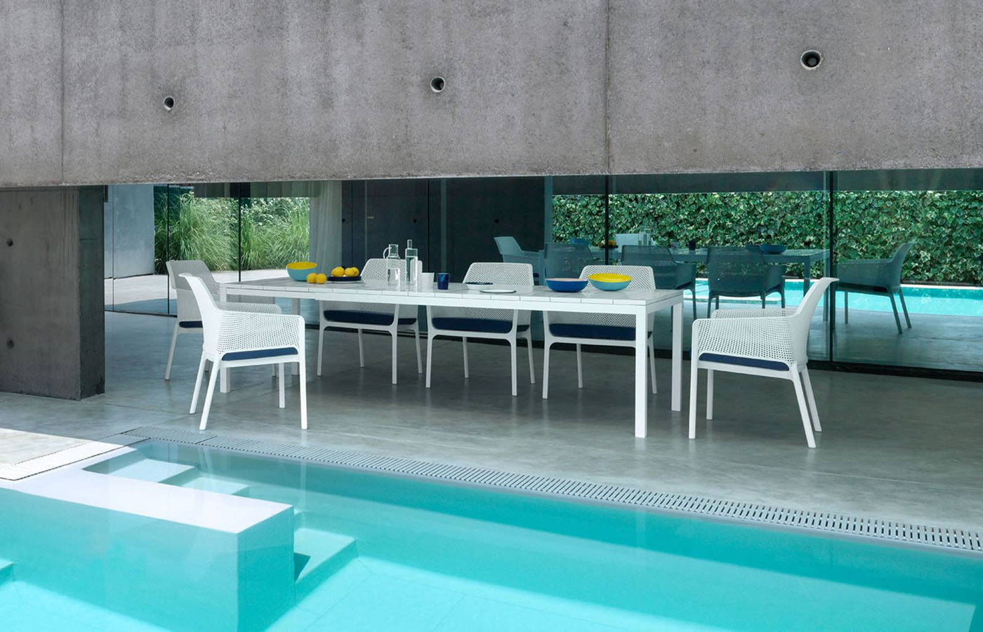 Nardi Rio 55"-83" Outdoor Extension Dining Table - White
