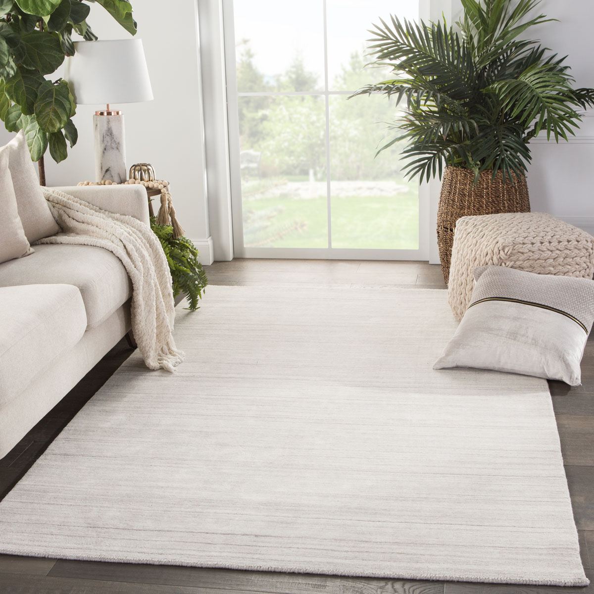 Masroa Area Rug - 8'10" X 11'9" - White/Grey