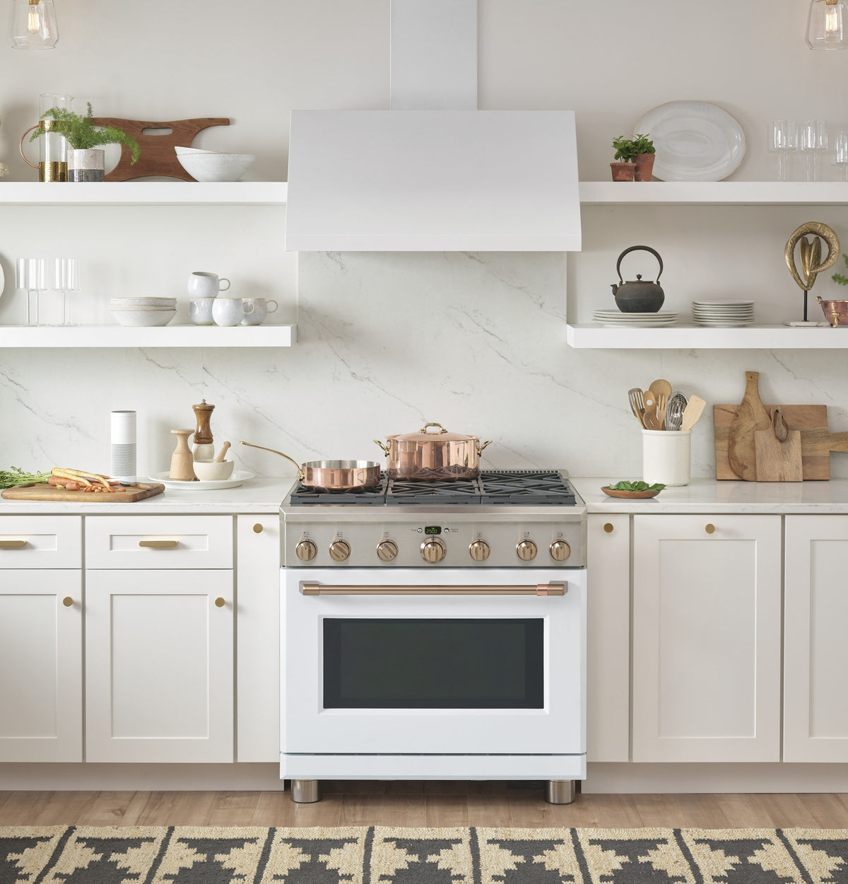Café Matte White 36" 590-CFM Commercial Hood - CVW93614MWM