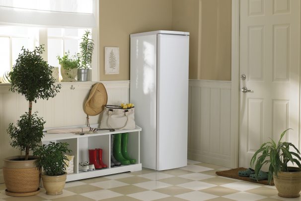 Danby White Manual Defrost Upright Freezer (7.1 Cu.Ft.) - DUF071A3WDB