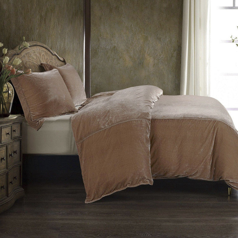 Sierpnia 3-Piece Silk Look Velvet Queen Duvet Cover Set - Dusty Rose