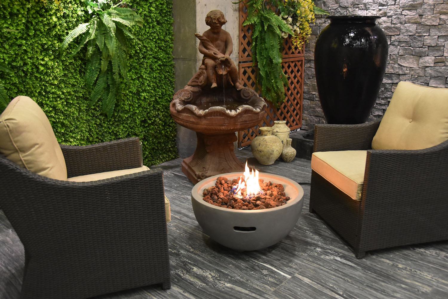 Puuoo Concrete Lava Fire Table (Modena) – Propane