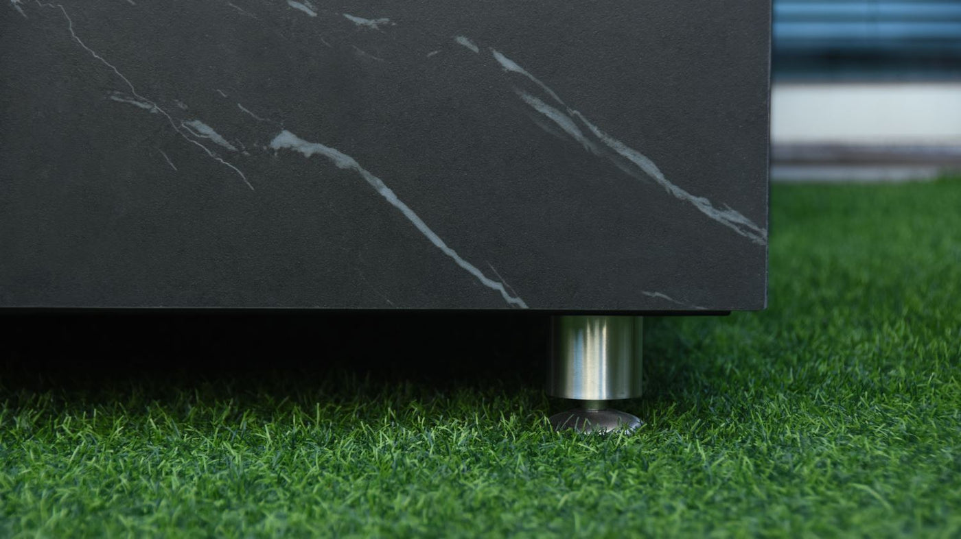Eyjafja Marble Porcelain Fire Pit (Elementi) - Black / Propane