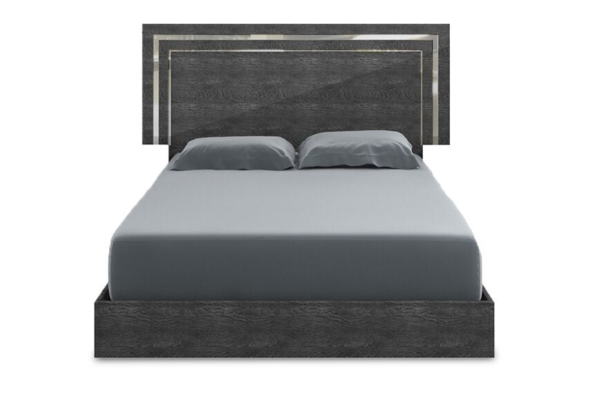 Sarah Ala Mode 5-Piece Queen Bedroom Package - Grey
