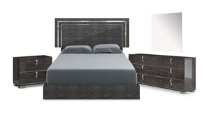 Sarah Ala Mode 6-Piece Queen Bedroom Package - Grey