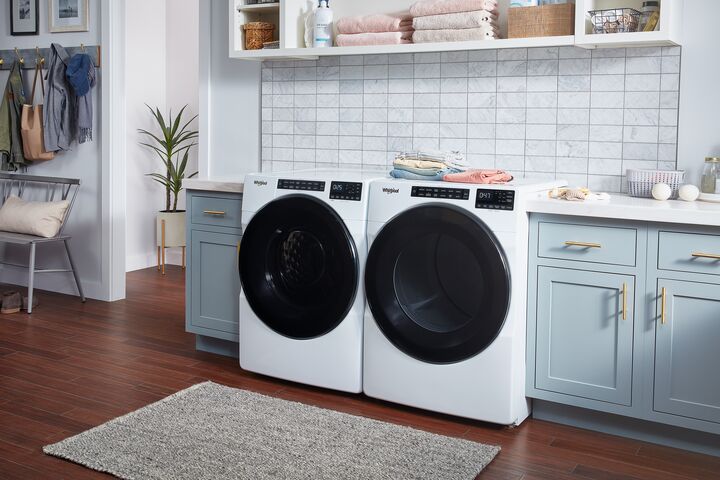 Whirlpool White Gas Dryer with Wrinkle Shield and Steam (7.4 cu. ft.) - WGD6605MW