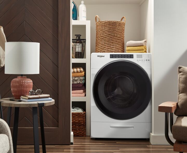 Whirlpool White All-In-One Ventless Washer and Dryer (5.2 cu. ft.) - WFC682CLW