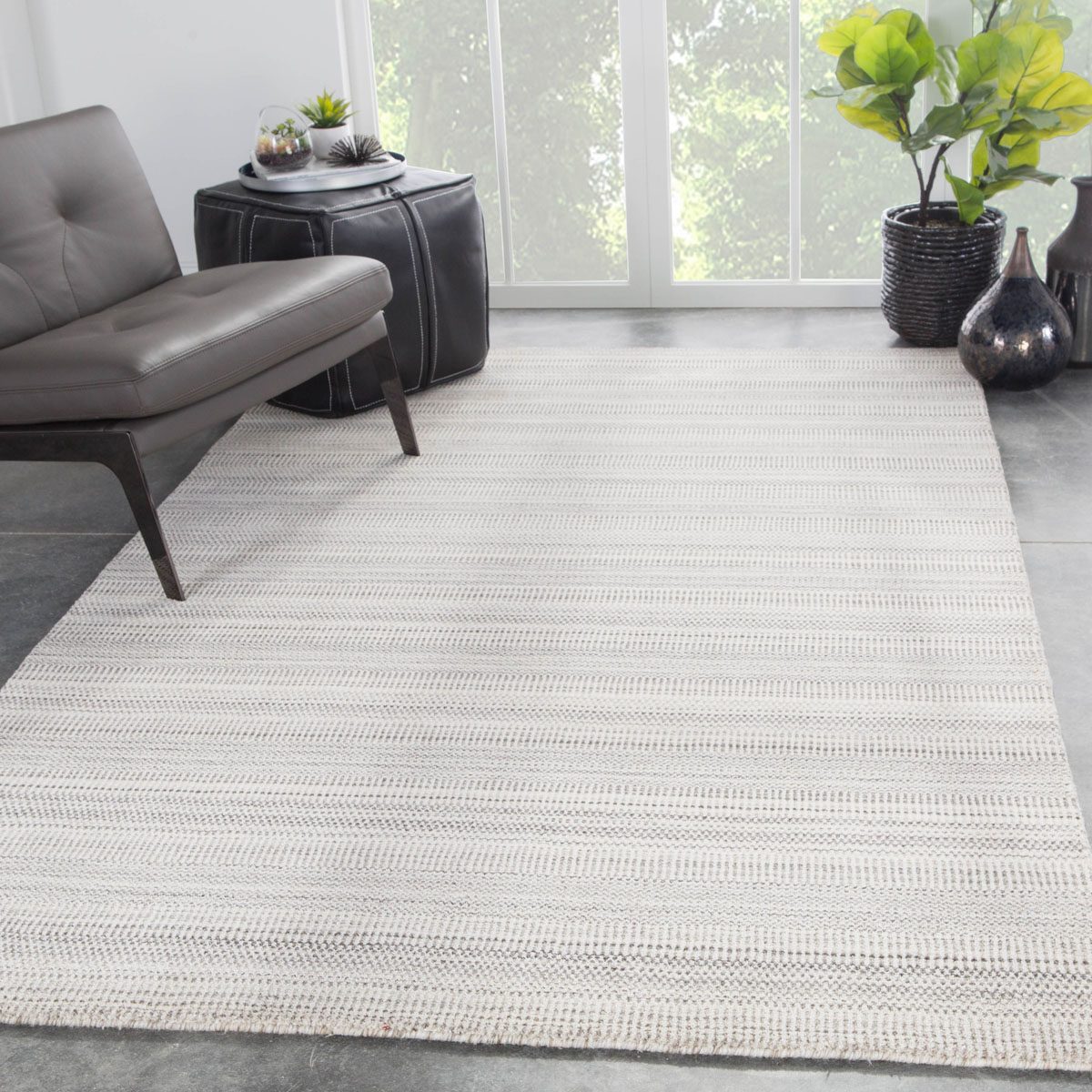 Tsakos Area Rug - 5' X 8' - Beige/Grey