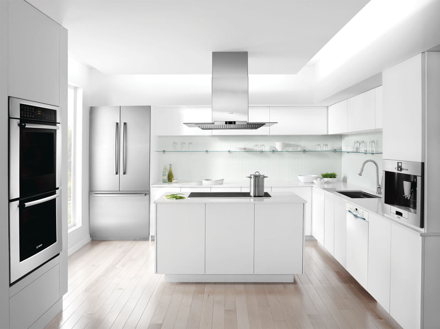 Bosch White 24" Dishwasher - SHE3AR72UC