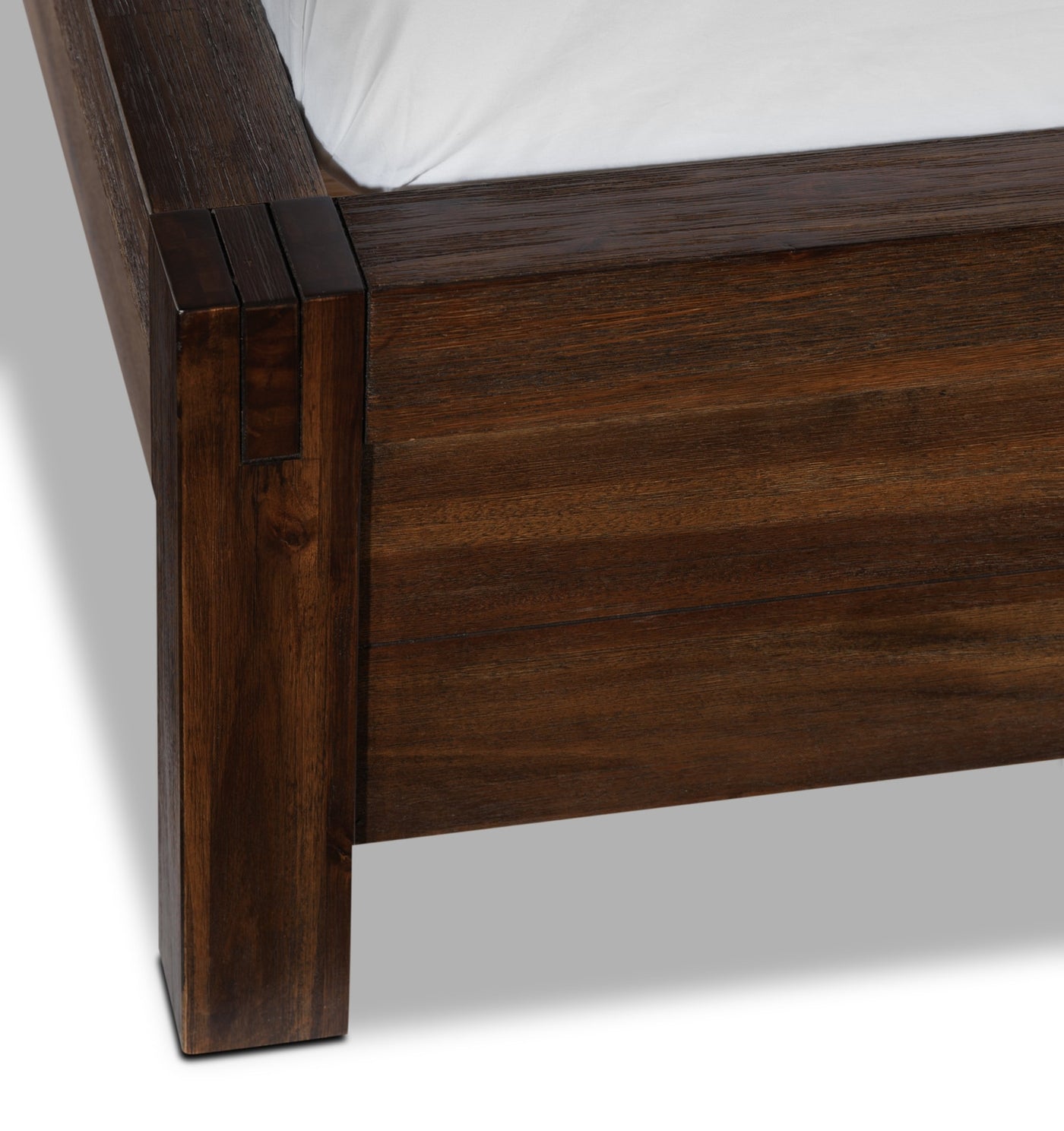 Birmingham 6-Piece King Bedroom Package - Dark Oak