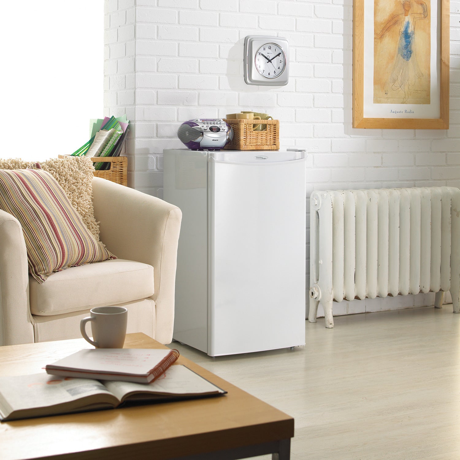 kbkb様 秀品S＆2S　10kg Danby Designer 2.3 cu. ft. Compact Fridge in Stainless Steel Look