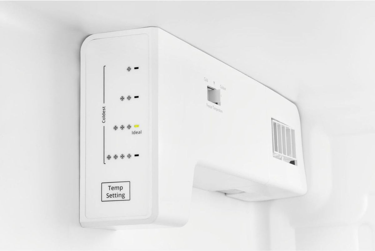 Whirlpool White SidebySide Refrigerator (22 Cu. Ft.) WRS312SNHW Leon's