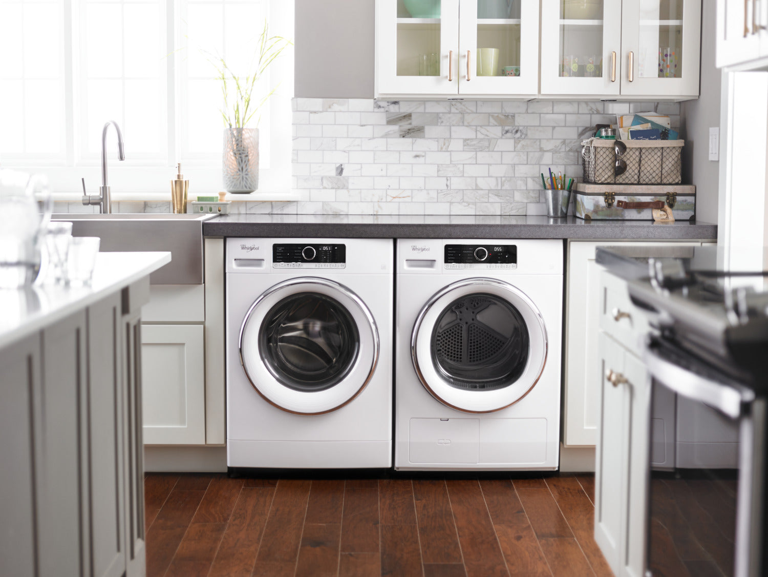 Whirlpool White Front-Load Washer (2.6 Cu. Ft. IEC) - WFW5090GW