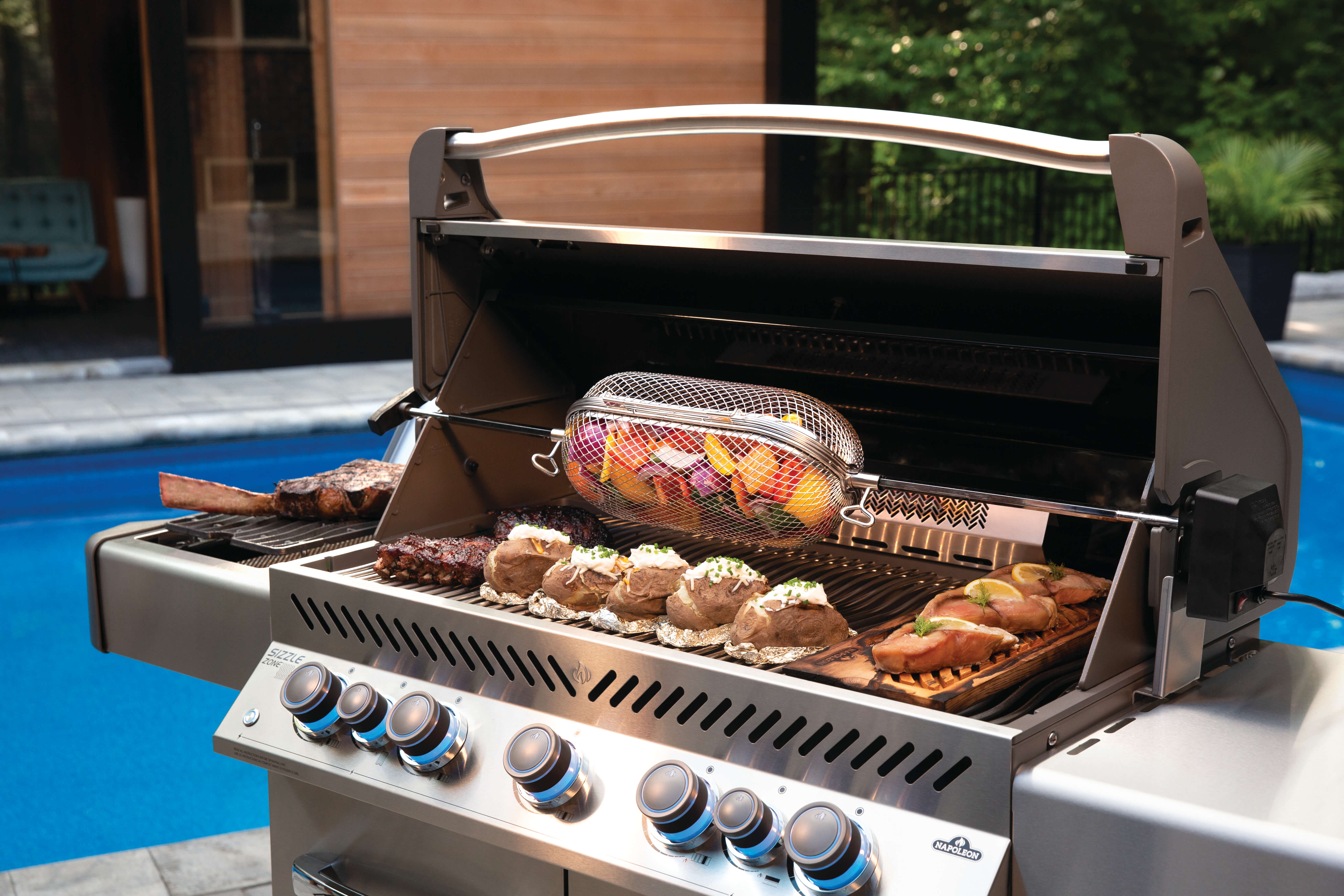 衛生日用品 R.E.G. O-K ALL STAINLESS 45 Napoleon Rotisserie Grill Basket 6400 | Leon's